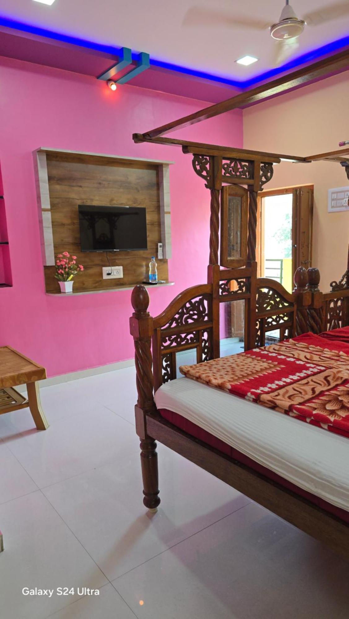 Abhi Homestay Hampi Ngoại thất bức ảnh