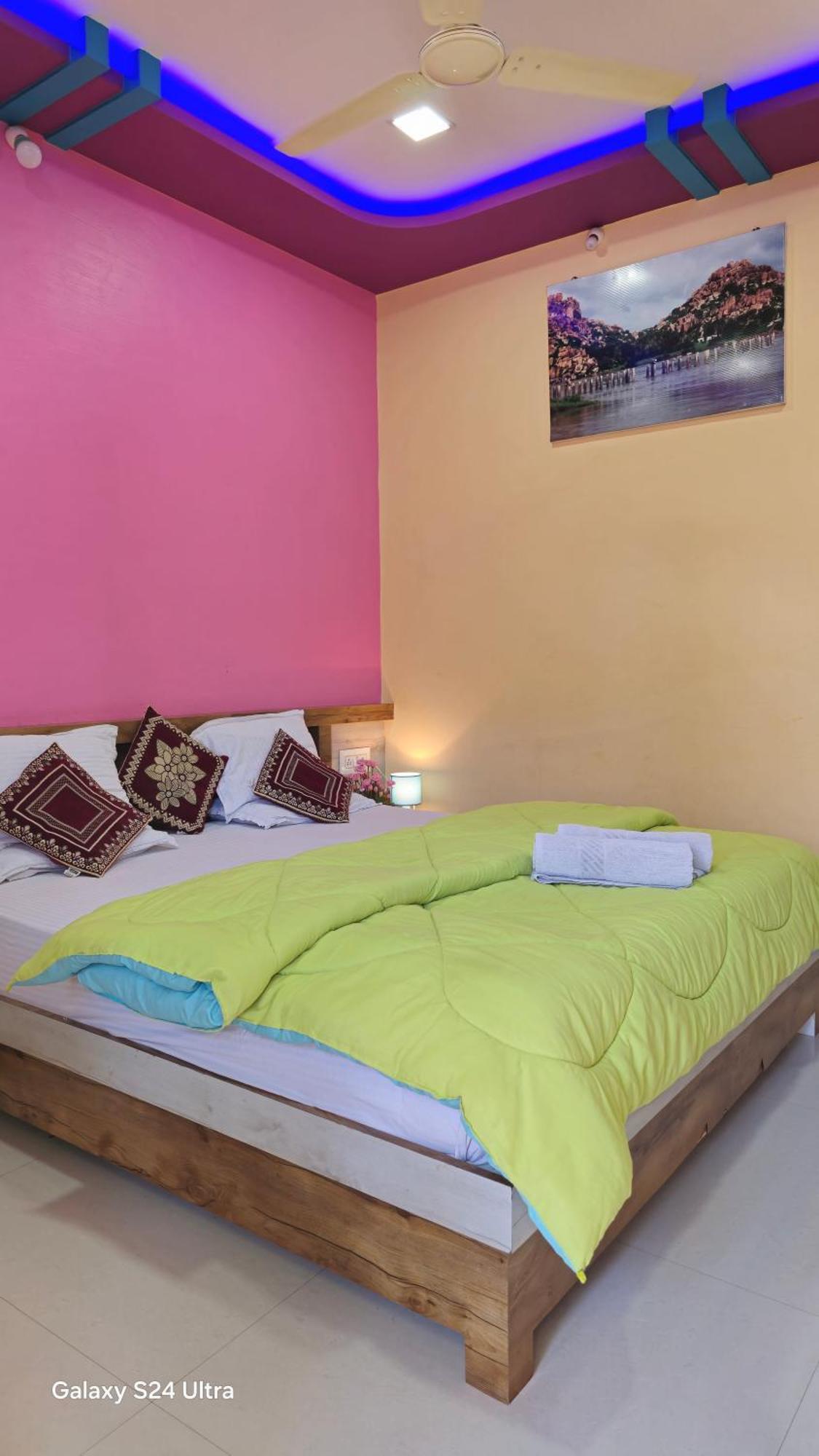 Abhi Homestay Hampi Ngoại thất bức ảnh