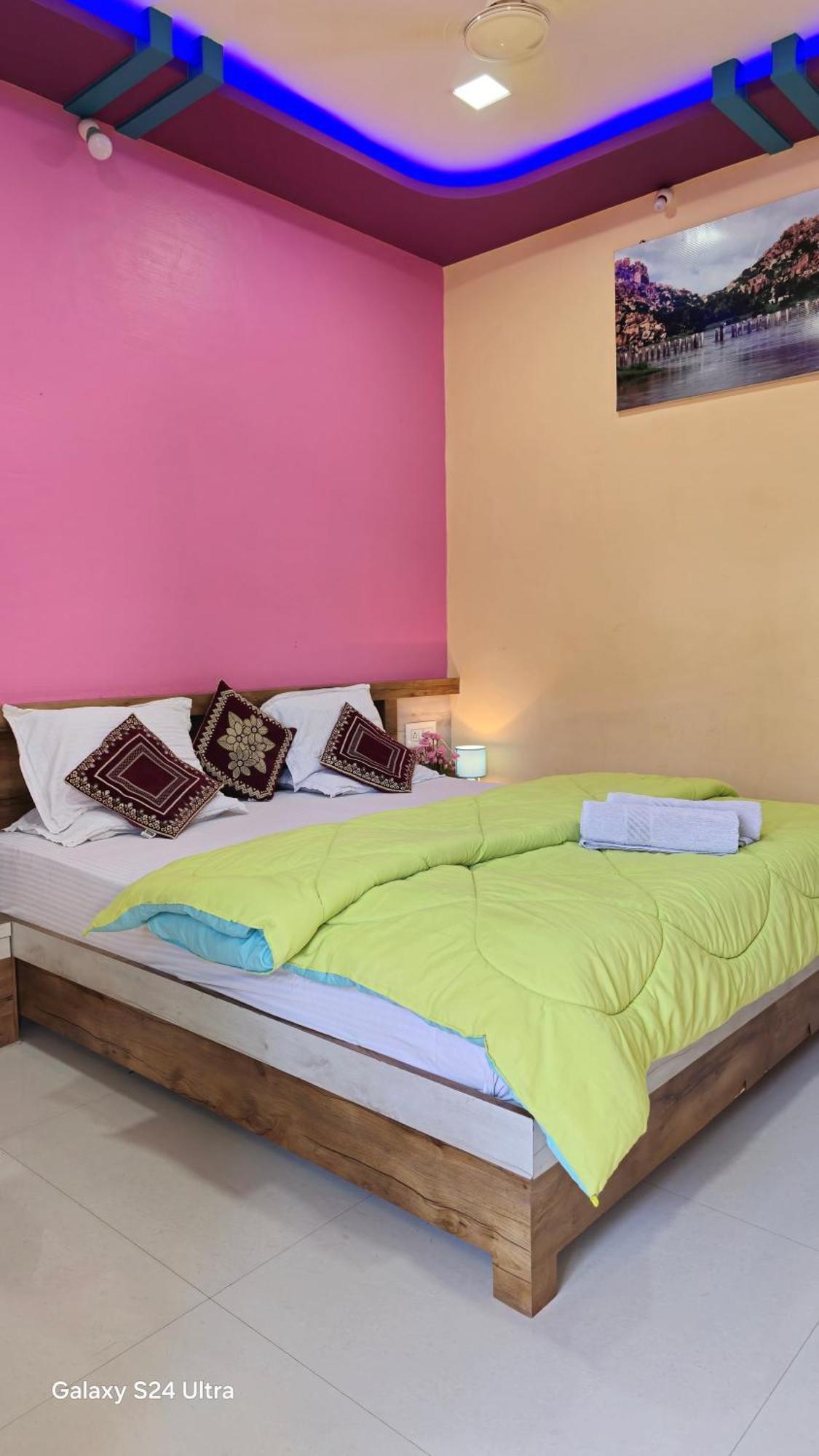 Abhi Homestay Hampi Ngoại thất bức ảnh