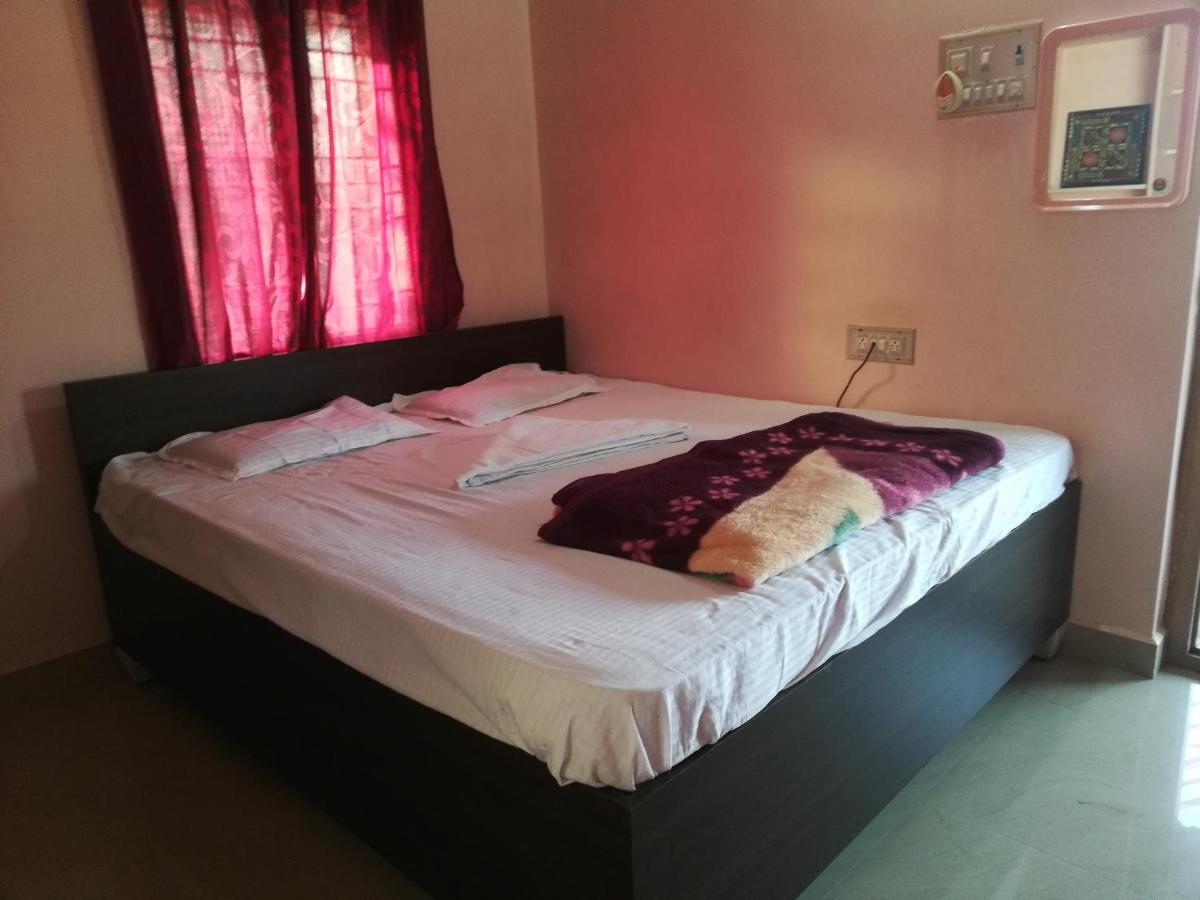 Abhi Homestay Hampi Ngoại thất bức ảnh